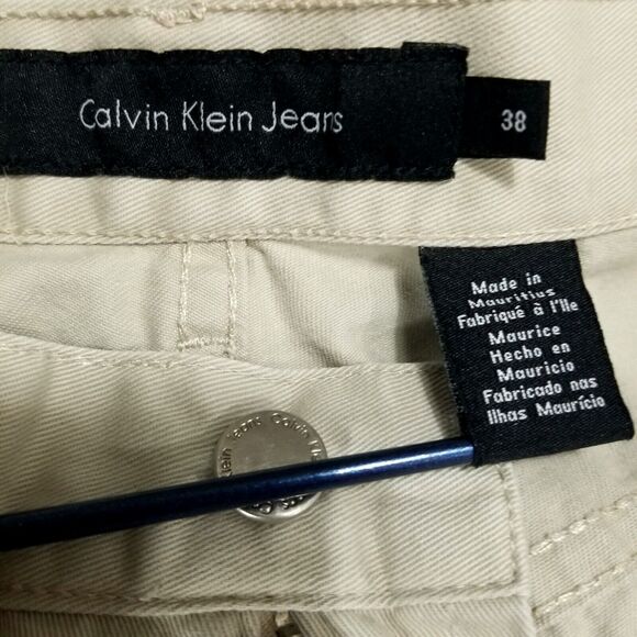 Calvin Klein Jeans Mens 38×30 Silver Easy Fit Flat front Straight - Picture 9 of 14